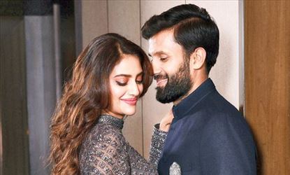 বাড়ির হাল কার হাতে?
